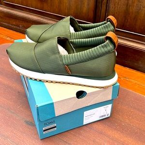 TOMS 2.0 Resident Bronze Green Resident BNIB